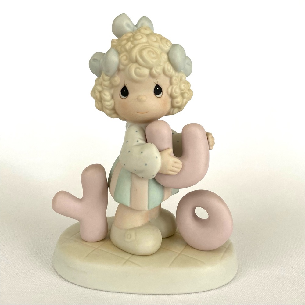 Precious Moments “I’ll Never Stop Loving You” Vintage Figurine 521418